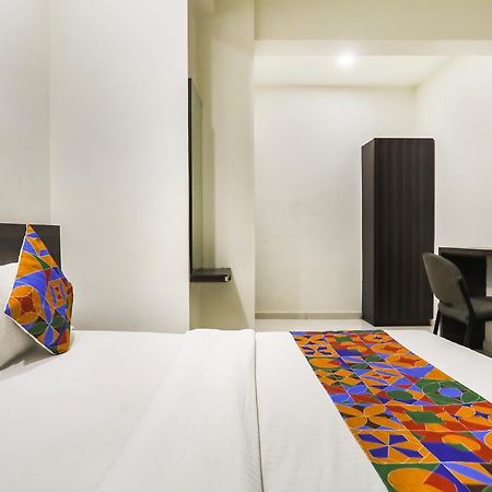 Fabhotel Sk Rajkot Eksteriør bilde