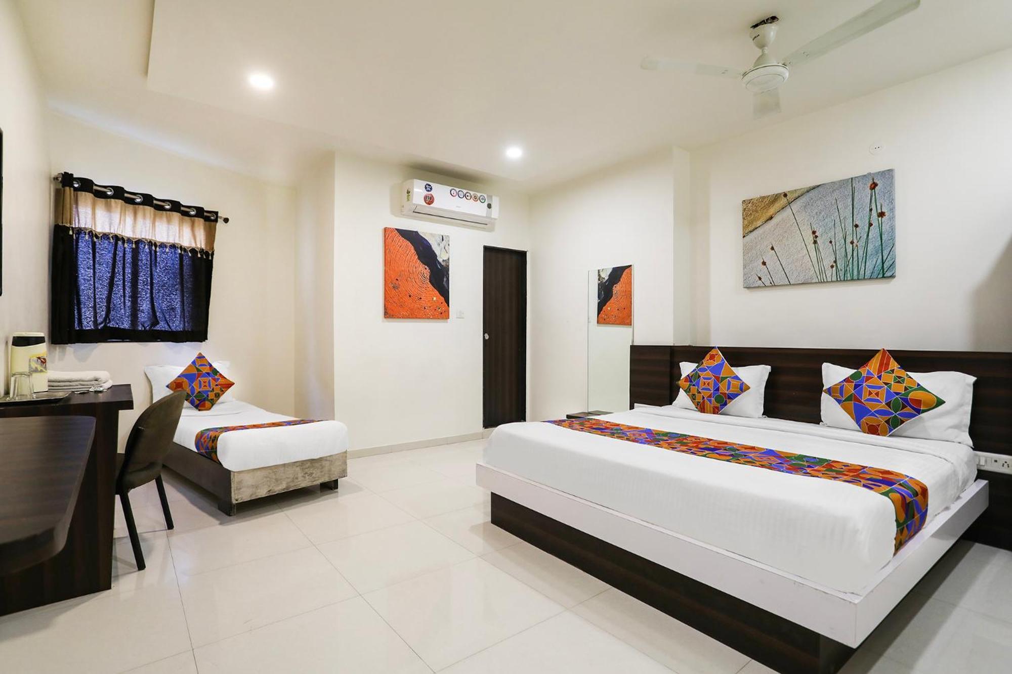 Fabhotel Sk Rajkot Eksteriør bilde