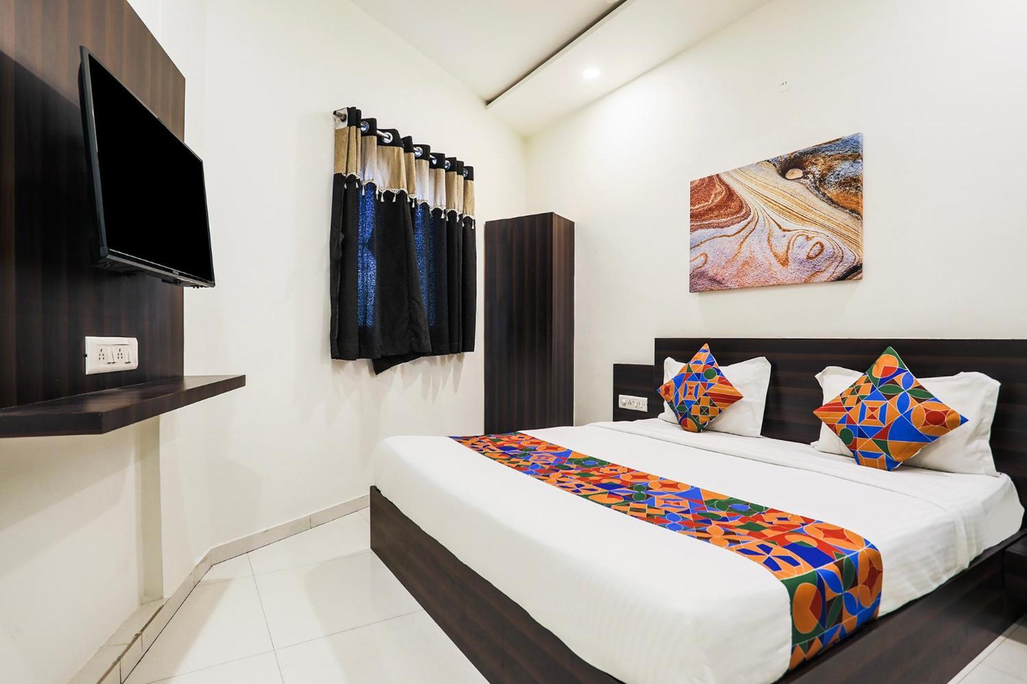 Fabhotel Sk Rajkot Eksteriør bilde